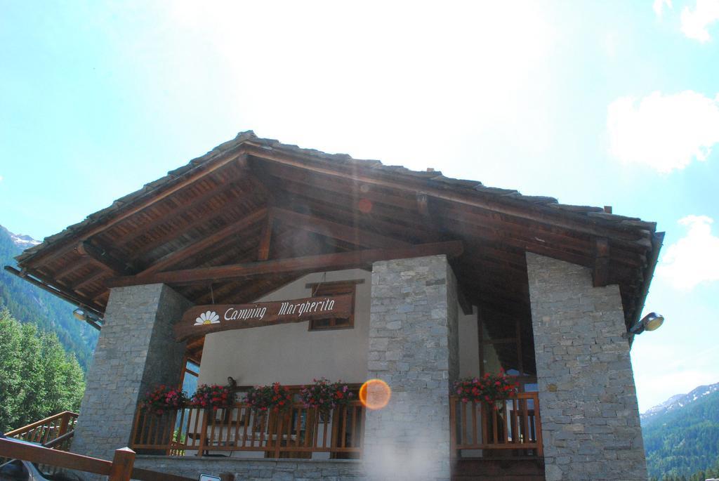 Margherita Camping & Resort Gressoney-Saint-Jean Exterior foto